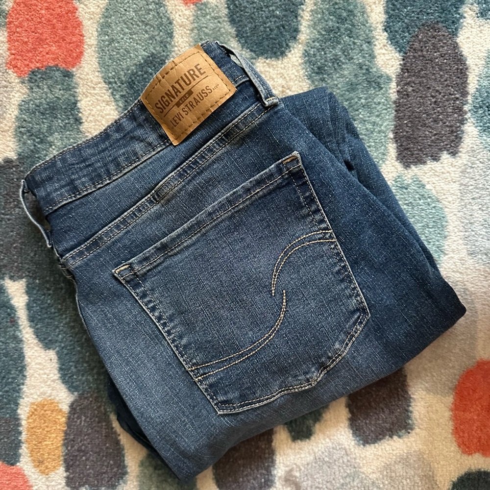 Levi's Signature Blue Jeans